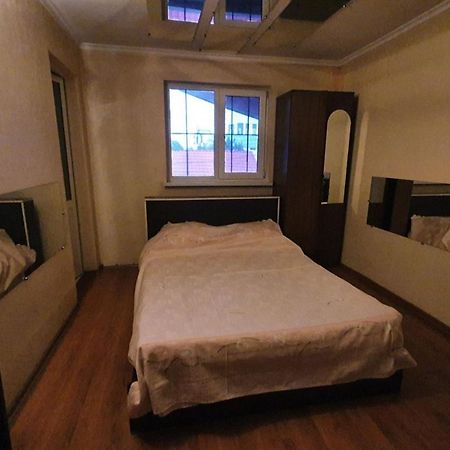 Diana City Center Rooms คีชีเนา ภายนอก รูปภาพ
